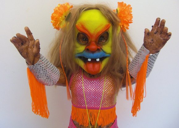 rsz_nicki_mccubbing-im_a_touched_up_freak_on_a_winning_streak-2010